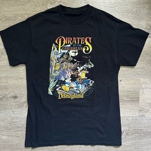DISNEY Pirates of the Caribbean Vintage T-shirt